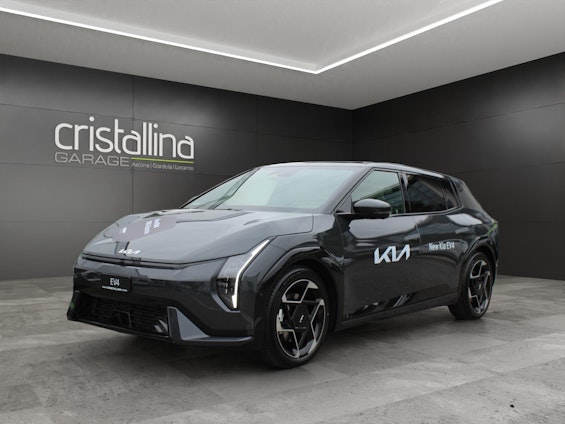 First vehicle image First vehicle image