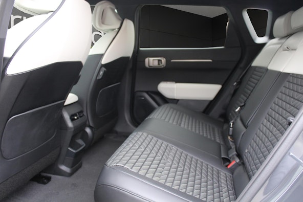 Vehicle image 10 Vehicle image 10