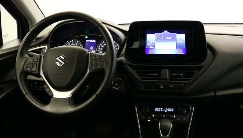 Vehicle image SUZUKI S-CROSS