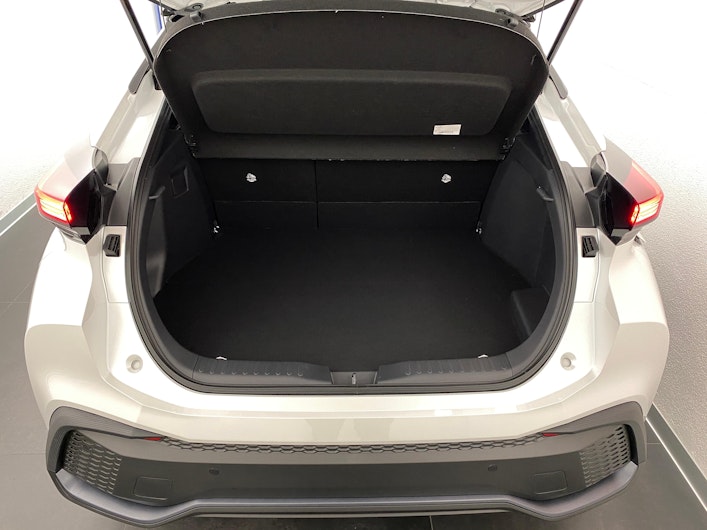 image du véhicule TOYOTA C-HR