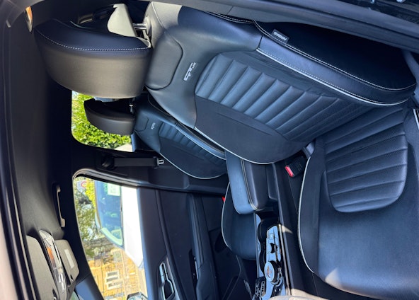 Vehicle image 5 Vehicle image 5