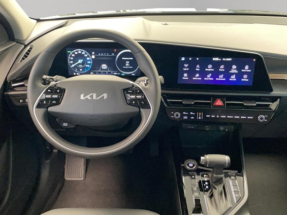 Vehicle image 8 Vehicle image 8