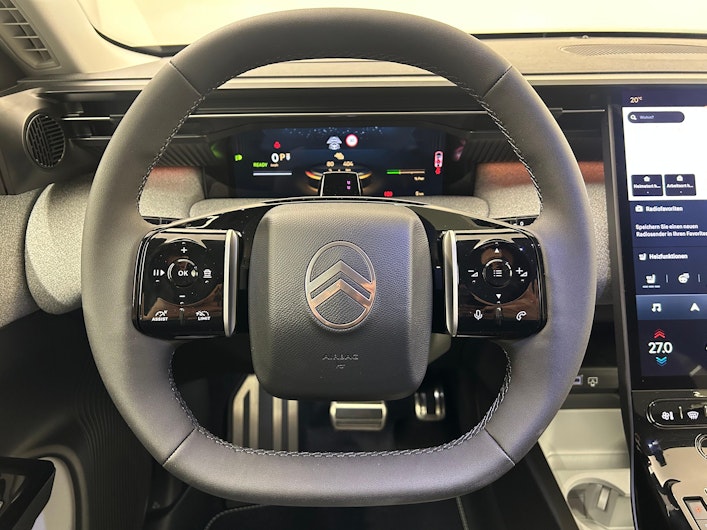 Vehicle image CITROEN DS N°8