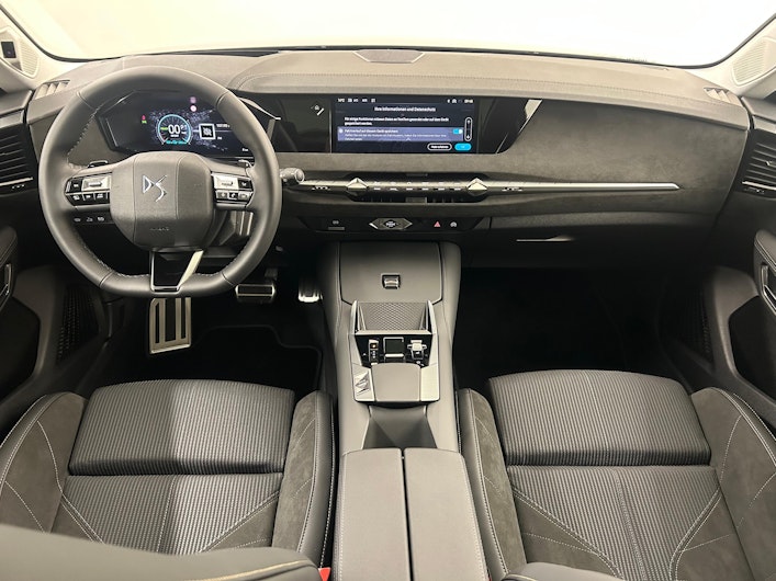 Vehicle image DS AUTOMOBILES 104