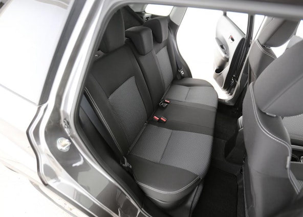 Vehicle image 5 Vehicle image 5