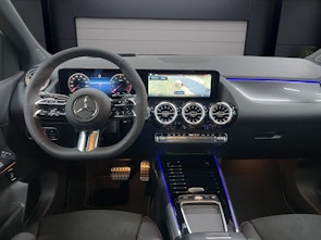 Vehicle image MERCEDES-BENZ B 220 AMG Line 4matic