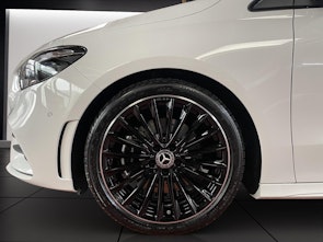 Vehicle image MERCEDES-BENZ B 220 AMG Line 4matic