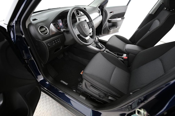 Vehicle image 3 Vehicle image 3