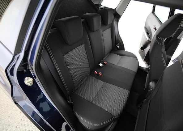 Vehicle image 5 Vehicle image 5