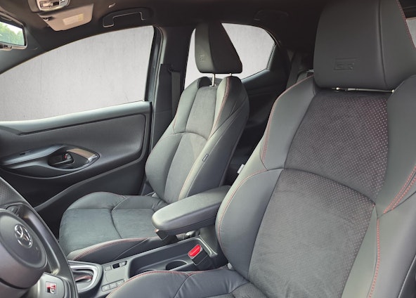 Vehicle image 24 Vehicle image 24