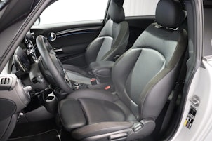 Vehicle image MINI F56 Cooper SE