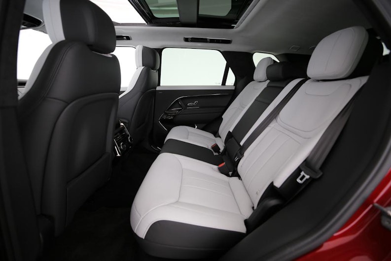 Vehicle image LAND ROVER RANGE ROVER SPORT