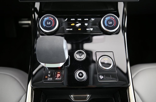 Vehicle image 9 Vehicle image 9