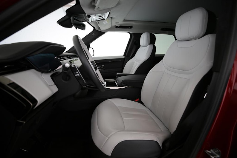 Vehicle image LAND ROVER RANGE ROVER SPORT