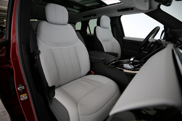 Vehicle image 13 Vehicle image 13