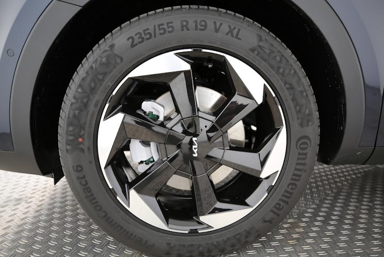 Vehicle image KIA SORENTO