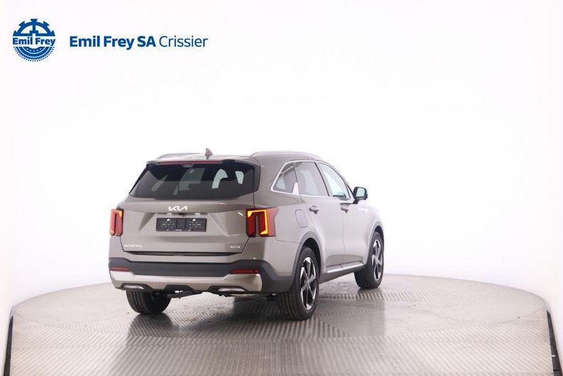 Vehicle image KIA SORENTO