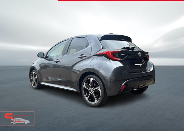 Vehicle image 3 Vehicle image 3