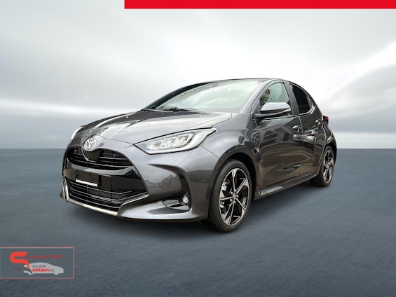 First vehicle image First vehicle image