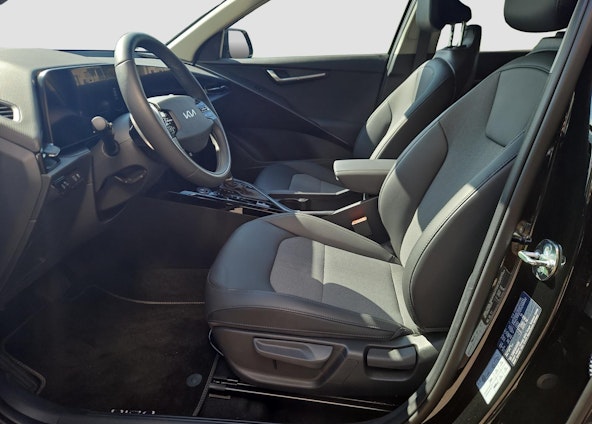 Vehicle image 4 Vehicle image 4