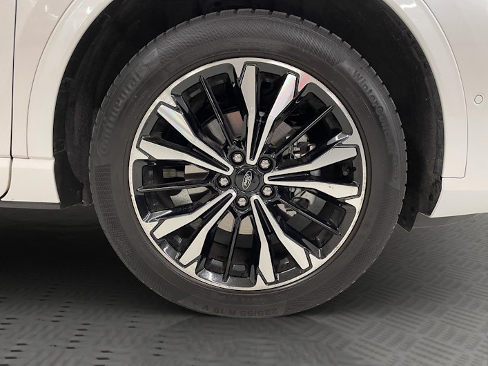 Vehicle image FORD KUGA