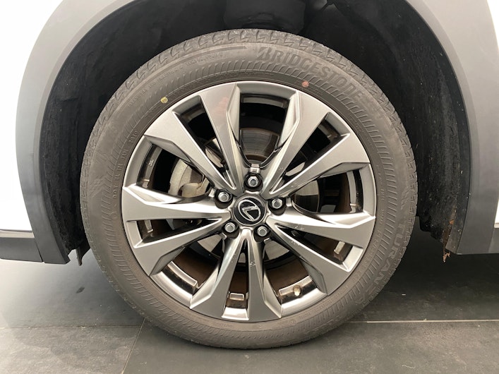 Vehicle image LEXUS UX