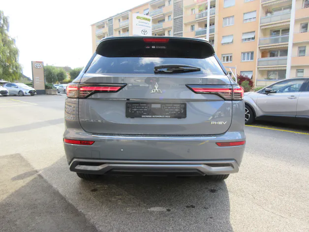 Mitsubishi Outlander 2.4 PHEV Instyle 4x4