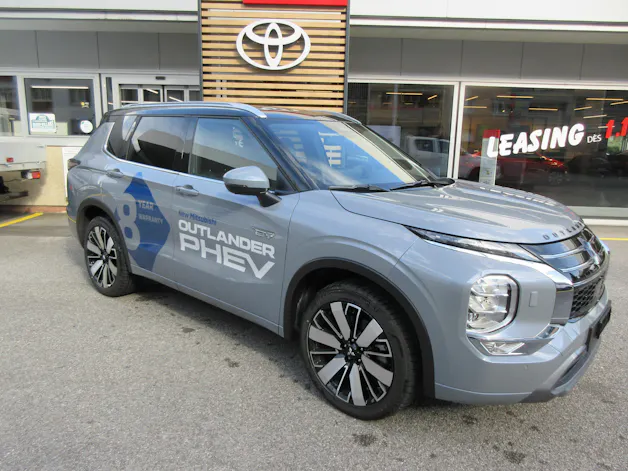 Mitsubishi Outlander 2.4 PHEV Instyle 4x4