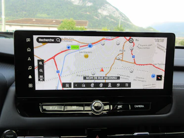 MITSUBISHI OUTLANDER 6