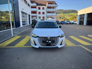 Peugeot 208 1.2 Hybrid Allure Premium