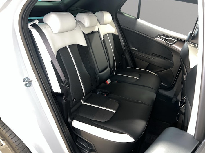 Vehicle image KIA SPORTAGE