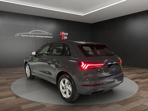 Audi Q3 35 TFSI advanced Attraction S-tronic