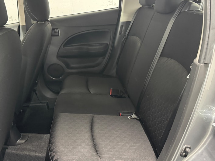 Vehicle image MITSUBISHI SPACE STAR