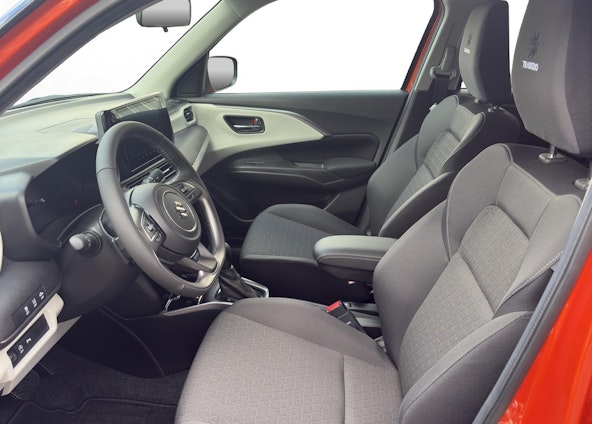 Vehicle image 9 Vehicle image 9