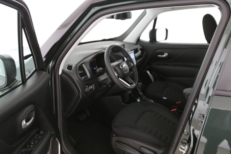 Vehicle image JEEP RENEGADE