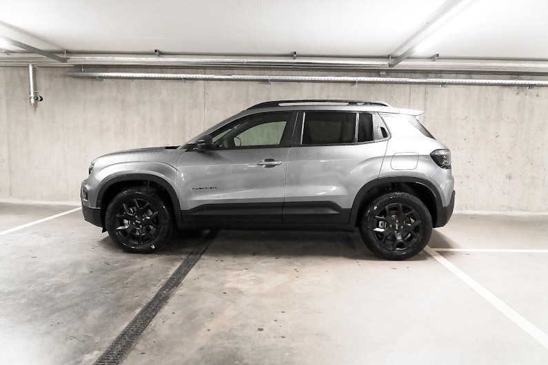 Vehicle image JEEP AVENGER