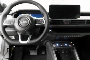 Vehicle image JEEP Avenger 1.2 MHEV Overland 4xe