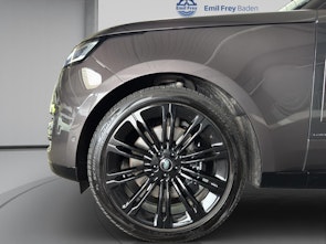 Vehicle image LAND ROVER Range Rover 4.4 V8 Autobiography 530PS inkl. Winterbereifung