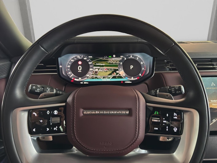 Vehicle image LAND ROVER RANGE ROVER