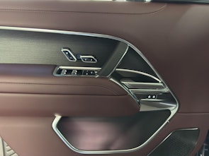 Vehicle image LAND ROVER Range Rover 4.4 V8 Autobiography 530PS inkl. Winterbereifung