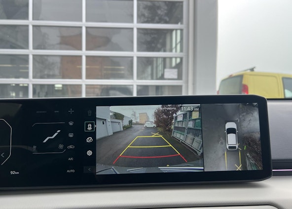 Vehicle image 12 Vehicle image 12