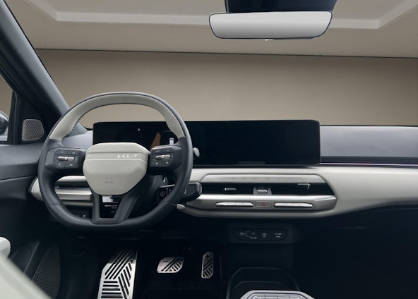 Vehicle image 10 Vehicle image 10