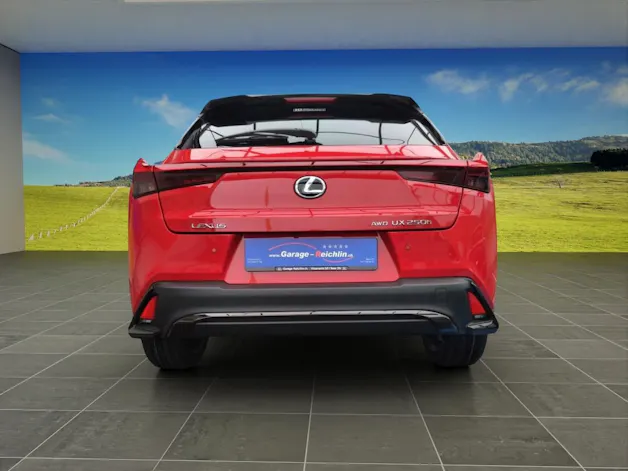 Lexus UX 250h F-Line