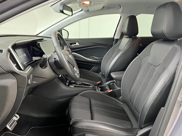 Opel Grandland 1.2 T GS Blitz / Jetzt mit attraktivem 1.99% Leasing