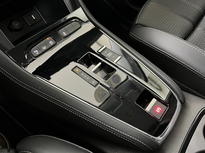 Vehicle image OPEL GRANDLAND