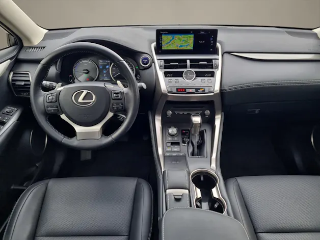 Lexus NX 300h Comfort AWD