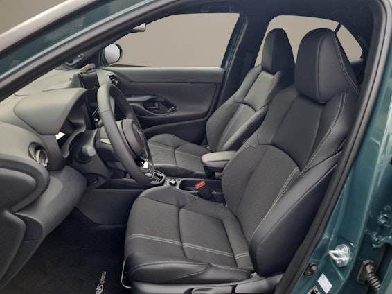 Vehicle image 8