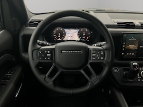 Vehicle image LAND ROVER Defender 110 3.0 D I6 300 X-Dynamic HSE