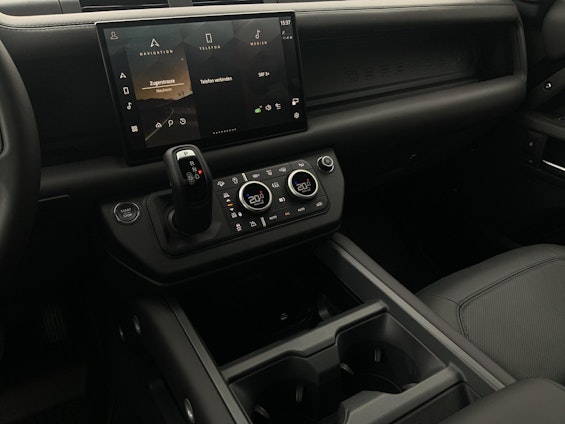 Vehicle image 10 Vehicle image 10