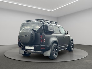 Vehicle image LAND ROVER Defender 110 3.0 D I6 300 X-Dynamic HSE